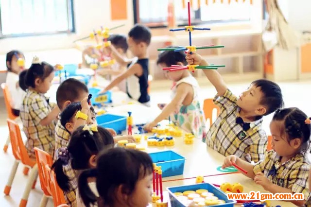河南洛陽(yáng)正大國(guó)際香港偉才幼兒園上演了一場(chǎng)萌版奧運(yùn)會(huì)