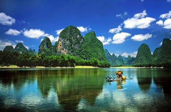 桂林山水甲天下，偉才教育進(jìn)興安