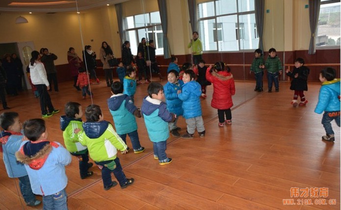 無(wú)錫幼兒園加盟，創(chuàng)設(shè)高檔幼兒園環(huán)境
