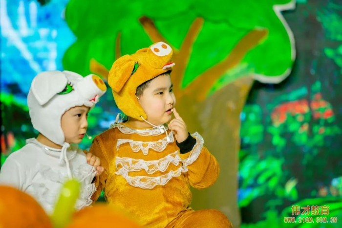山東威海偉才幼兒園:雙旦大PARTY
