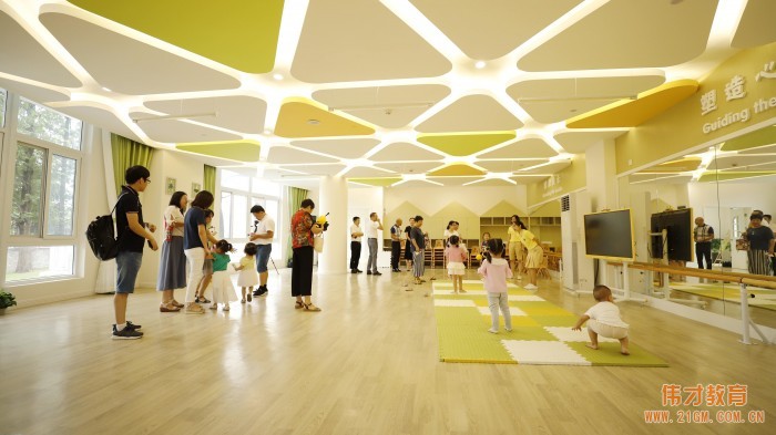 筑幸福巢，圓童年夢——浙江寧波蜜蜂王國偉才幼兒園開園慶典