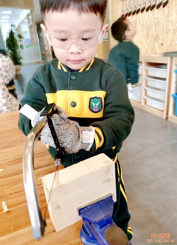 廣西南寧賓陽(yáng)偉才幼兒園:木工坊初體驗(yàn)