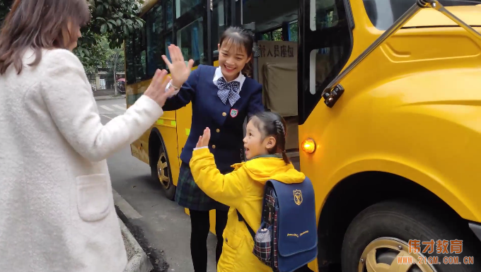 偉才體系幼兒園百家園所大比拼，展示最美晨接！