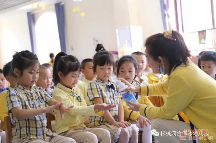 貴州松桃鴻合偉才幼兒園復(fù)學(xué)記：開心熱鬧又回來了！
