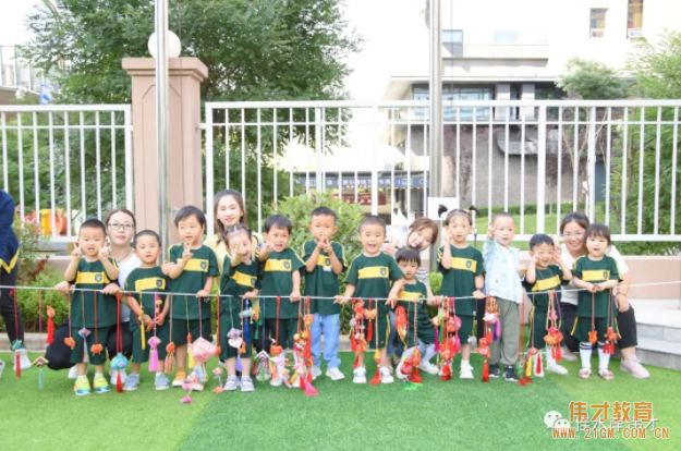 甘肅天水佳水岸偉才幼兒園端午節(jié)活動登上中國教育報！