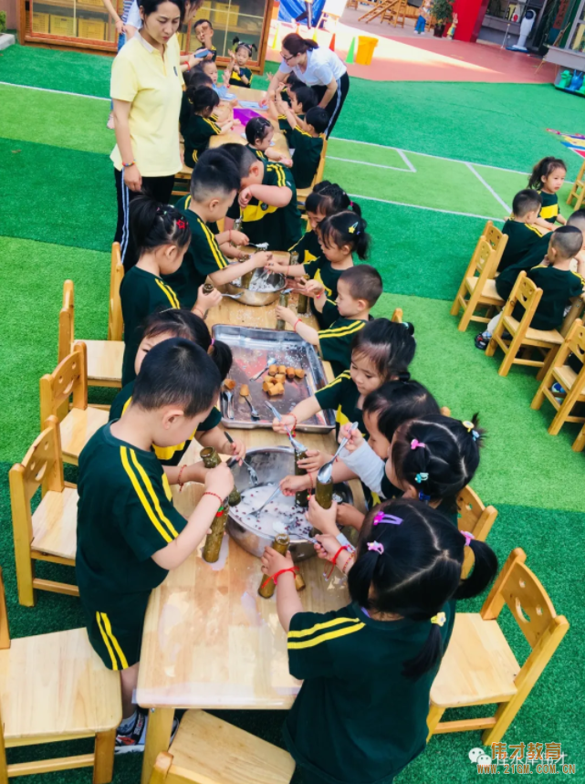 甘肅天水佳水岸偉才幼兒園端午節(jié)活動登上中國教育報！