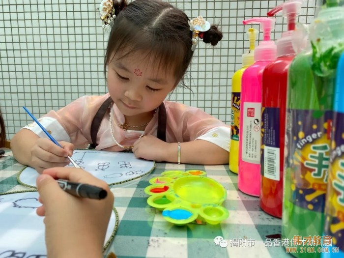 “月滿中秋，情聚偉才”雙節(jié)游園會(huì)丨廣東揭陽市一品偉才幼兒園