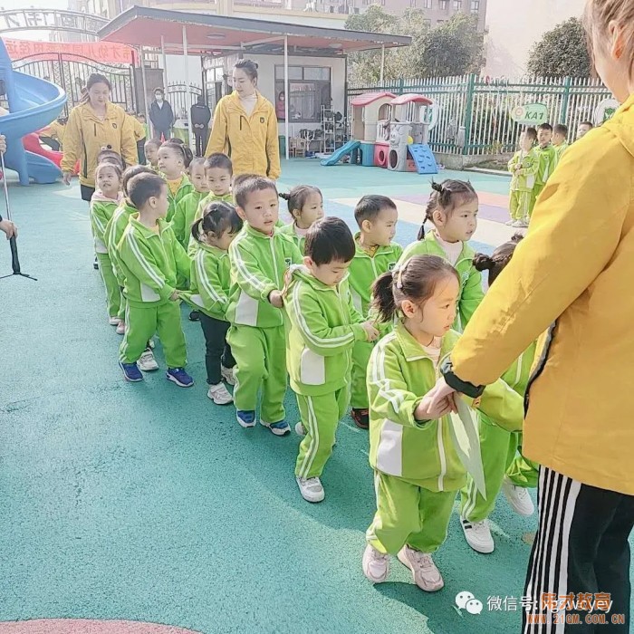 童心共筑中國夢 疫情防控多運(yùn)動丨湖北孝感開發(fā)區(qū)偉才幼兒園