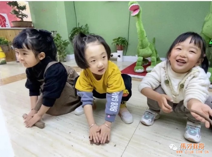 歡樂(lè)課堂：一起玩泥巴！丨甘肅天水佳水岸偉才幼兒園