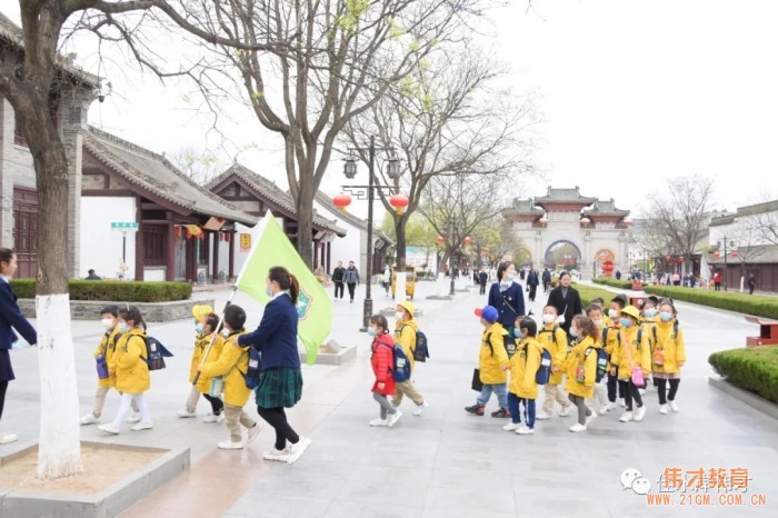 測量古巷，甘肅天水佳水岸偉才幼兒園社會實踐活動