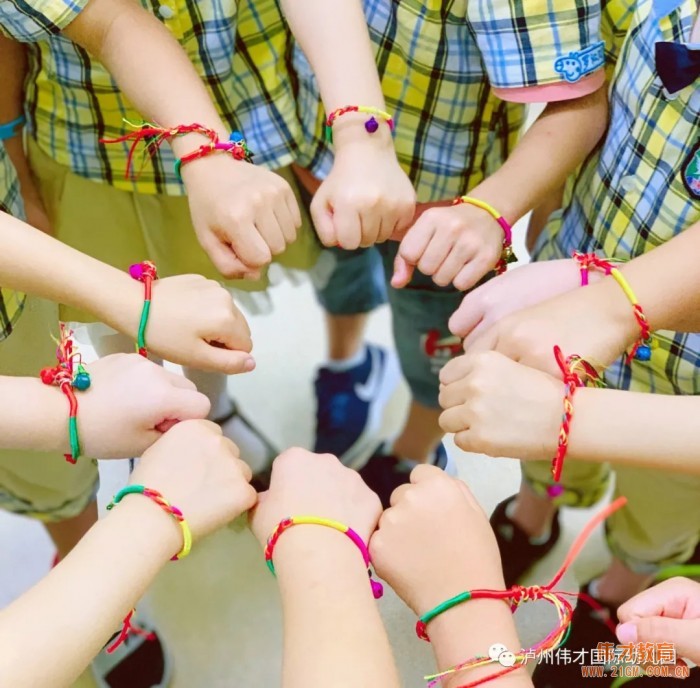 粽葉飄香迎端午，傳統(tǒng)文化潤童心——四川瀘州偉才幼兒園