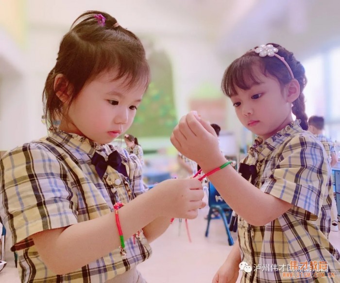 粽葉飄香迎端午，傳統(tǒng)文化潤童心——四川瀘州偉才幼兒園