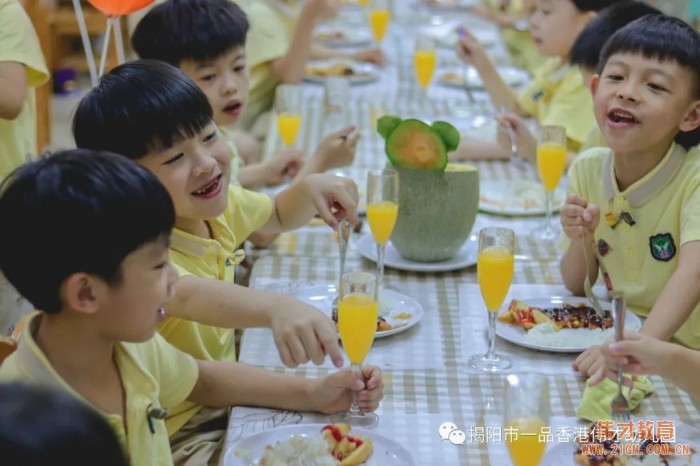 仲夏星夜，勇敢之約——揭陽(yáng)市一品偉才幼兒園2021屆畢業(yè)留宿活動(dòng)
