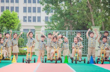 開學季，廣東梅州再迎一所偉才新園！