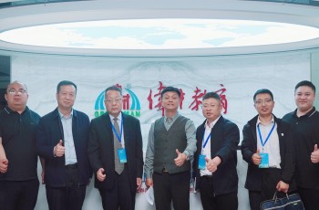 新疆喀什地區(qū)領導一行蒞臨偉才教育集團考察交流，共謀“聚才強喀”新篇章